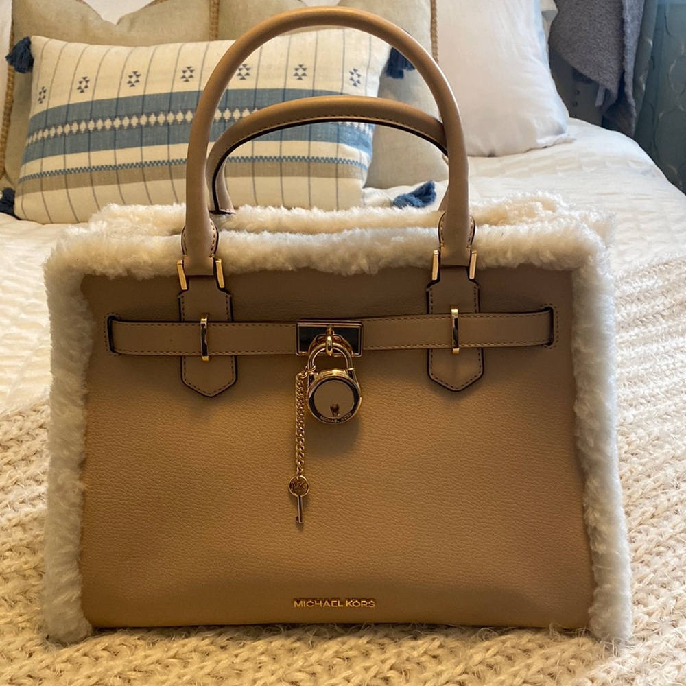 MK sherpa bag